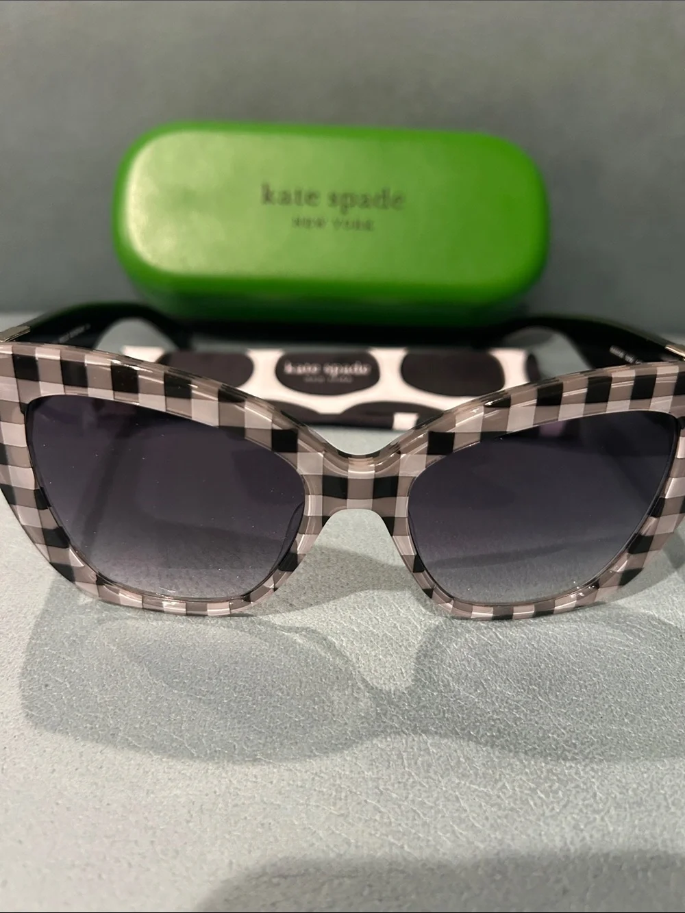 kate spade key details